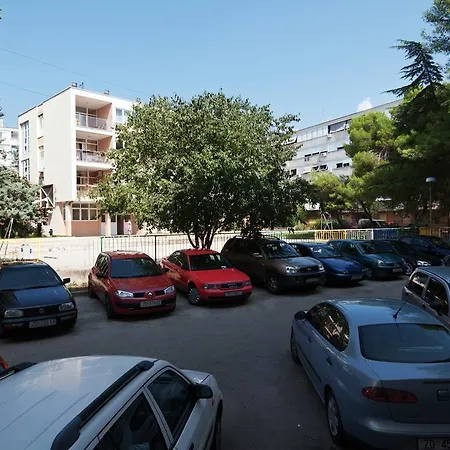 Stan Apartment *
